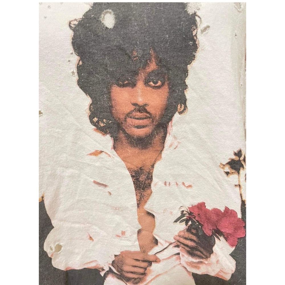 New Urban Outfitters Prince Distressed Tee Size S - Picture 3 of 6